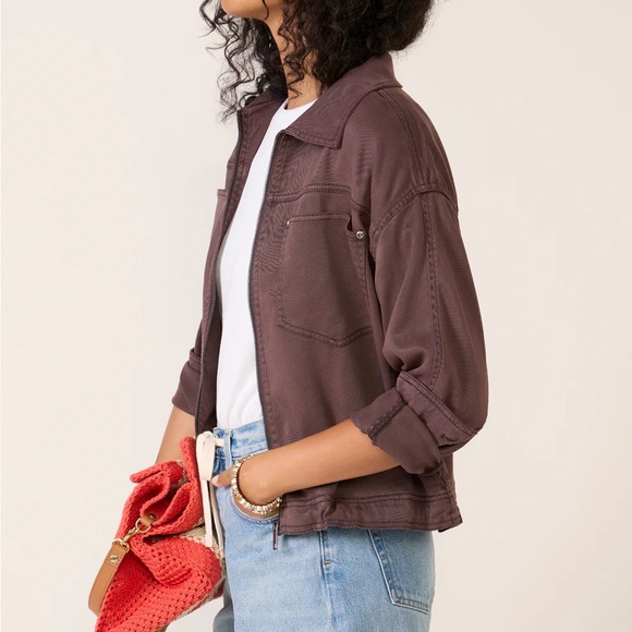 Evereve Bobbie Zip Utility Jacket in Raisin - Picture 2 of 8